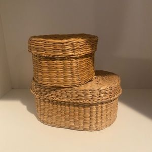 Small Chinese Woven Basket with Lid Straw Sweet Grass Vintage Woven Set of 2